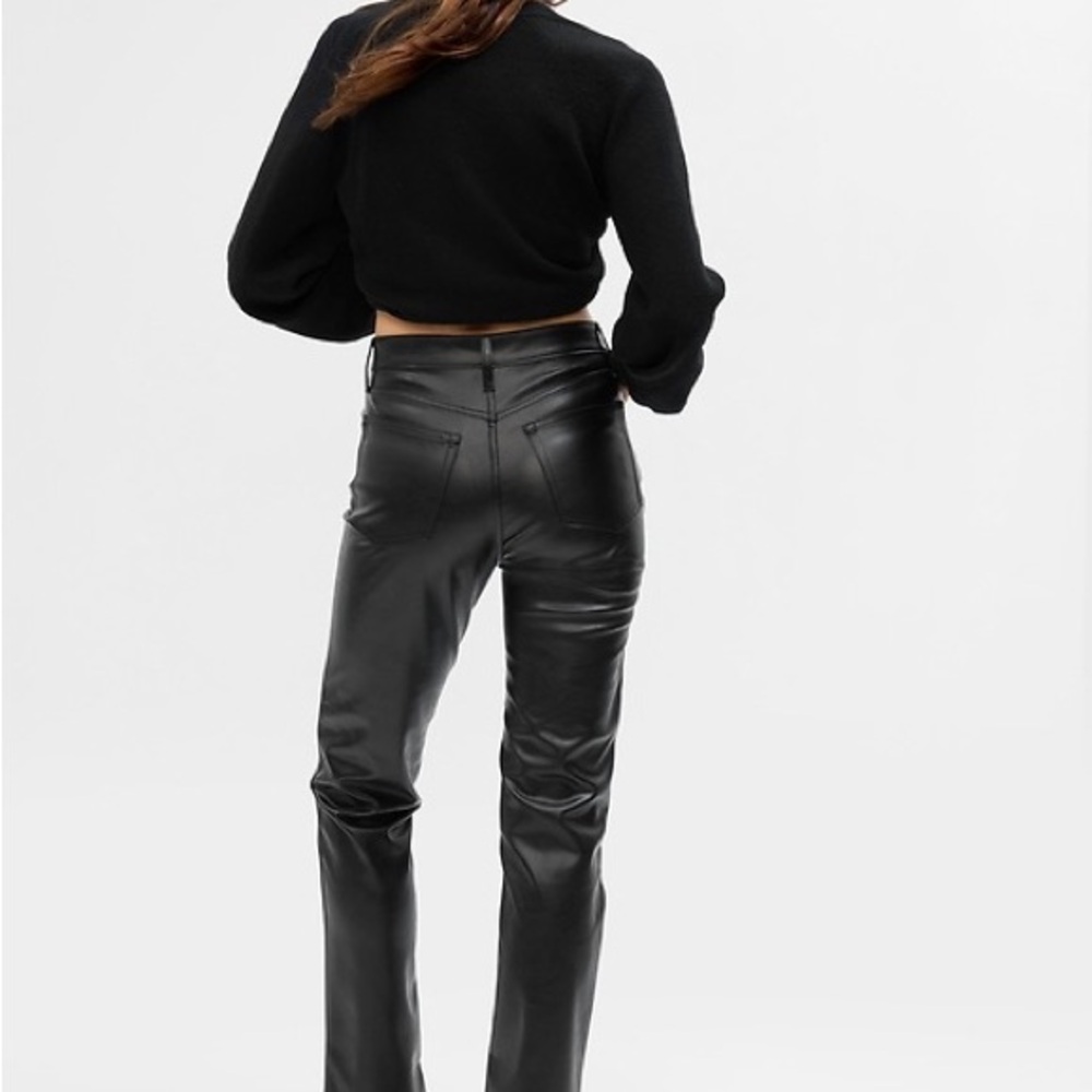 NWT Gap Black faux Leather cheeky straight Pants 29(8) tall